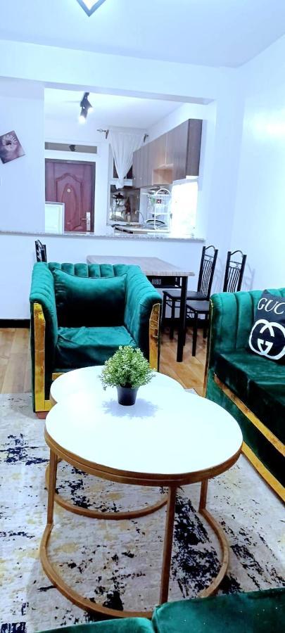 Jacky'S Fully Furnished Apartments Nakuru Bagian luar foto